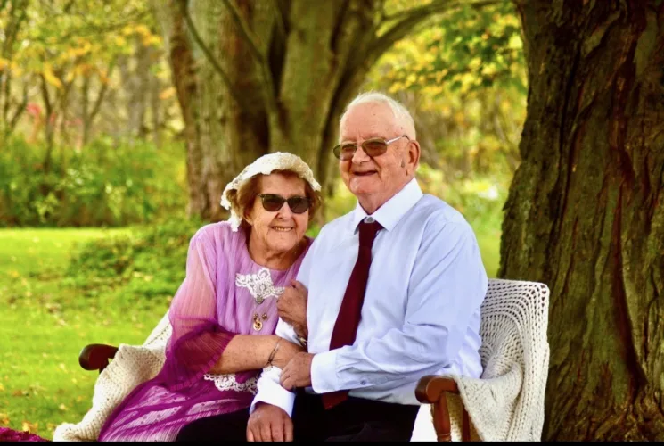 Couple marks 60th anniversary